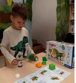Mehrere Kinder können zusammenspielen, fördert das Sozialverhalten, Sprachförderung im Rollenspiel-Kommunikation der Kinder